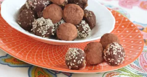 Read more about the article No Bake Chocolate Protein Bites