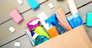 Read more about the article 5 Toxic Cleaners to Throw Out