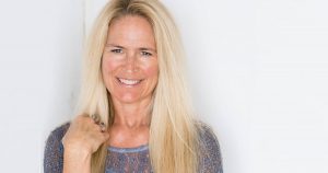 Read more about the article Author Karen Thomas Talks Autism